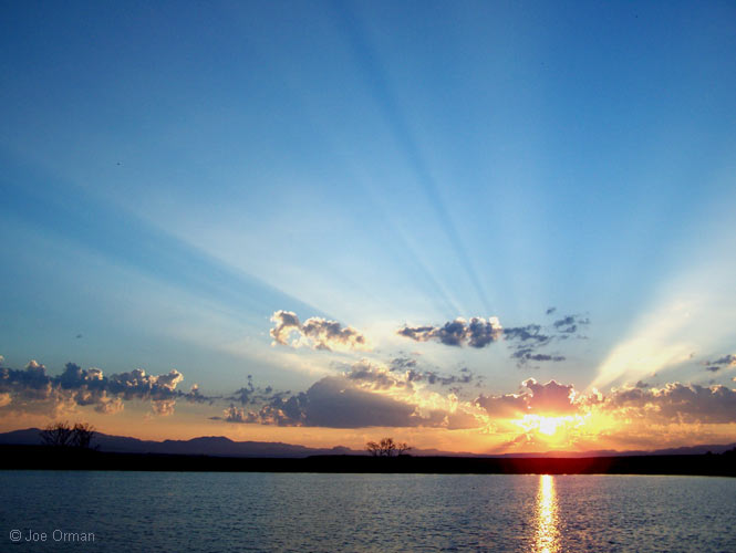 [atmospheric_071010_3136.jpg]