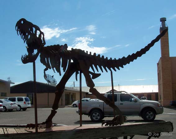 [bizarre_66holbrook_7358.jpg]