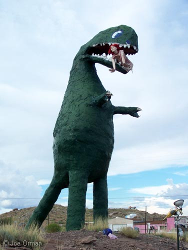 [bizarre_66pet-hol_7245.jpg]