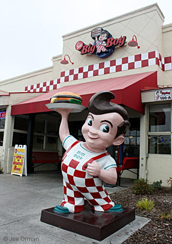 [bizarre_bigboy5.jpg]