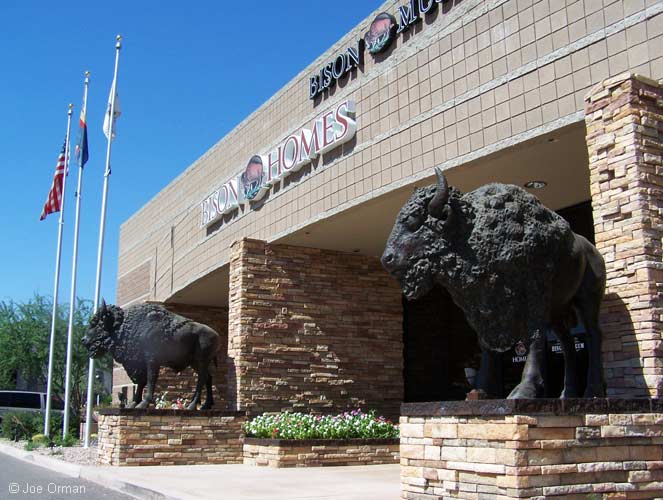 [bizarre_bisonmuseum1.jpg]