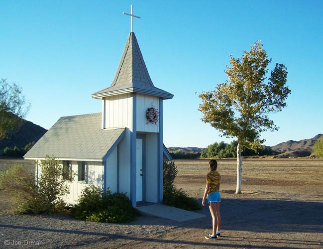 [bizarre_domevalley1.jpg]