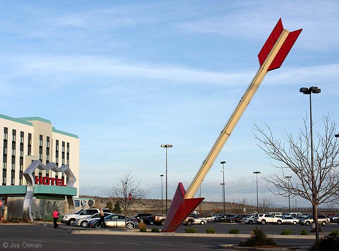 [bizarre_giantarrows9.jpg]