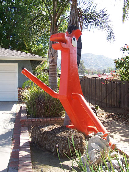 [bizarre_gumby2.jpg]