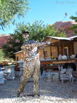 [bizarre_hole10.jpg]