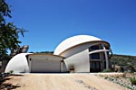 bizarre_houses8a_s.jpg
