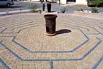 bizarre_labyrinths100_1283_s.jpg