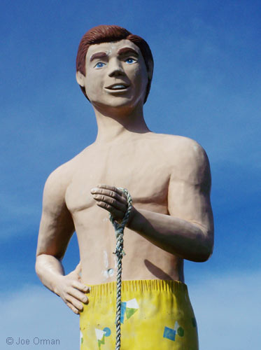 [bizarre_mufflermen8.jpg]