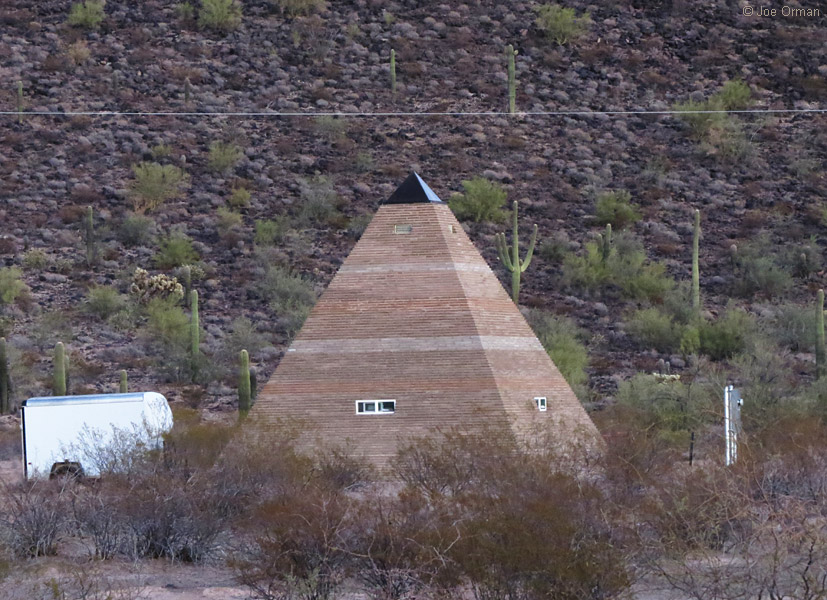 [bizarre_pyramidwhy2.jpg]