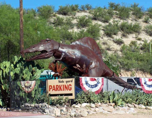 [bizarre_quarterhorse.jpg]