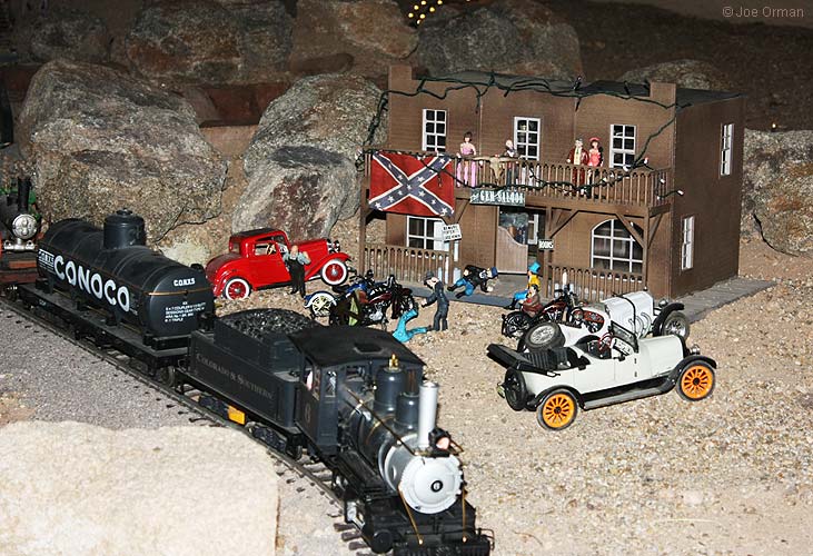 [bizarre_railroads2208.jpg]