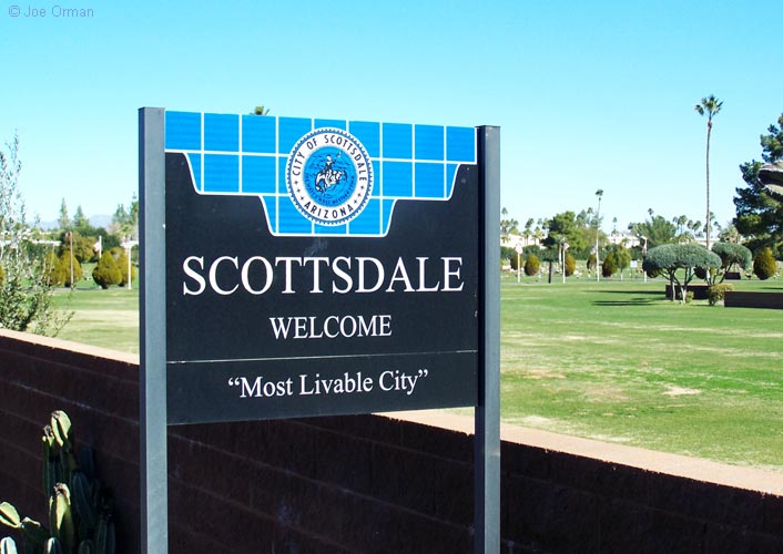 [bizarre_scottsdale1.jpg]