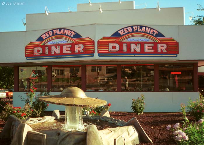 [bizarre_sedona1.jpg]