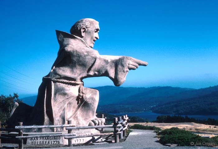 [bizarre_serra.jpg]