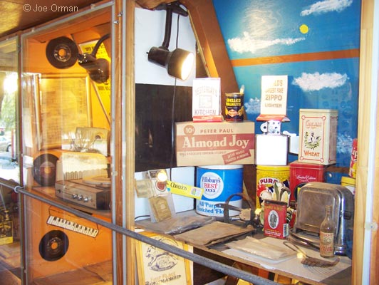 [bizarre_superior3.jpg]