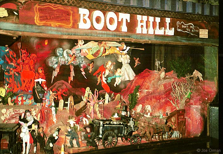 [bizarre_tinkertown2.jpg]