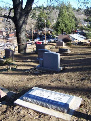 [ghosts_01_1555.jpg]